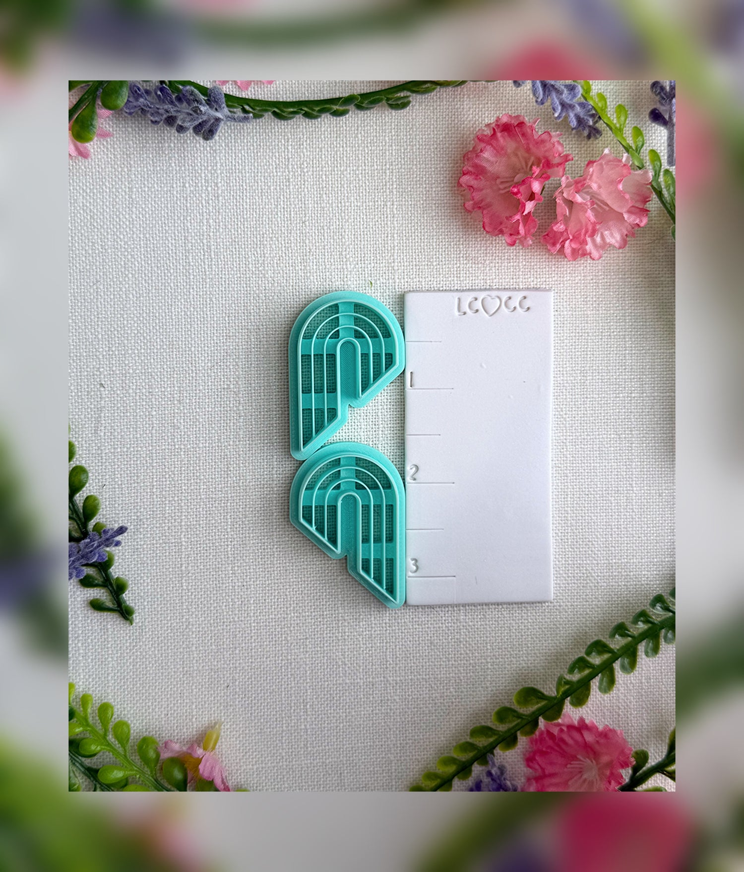 🌈 Curved Horizon Clay Cutter – Polymer Clay Tool