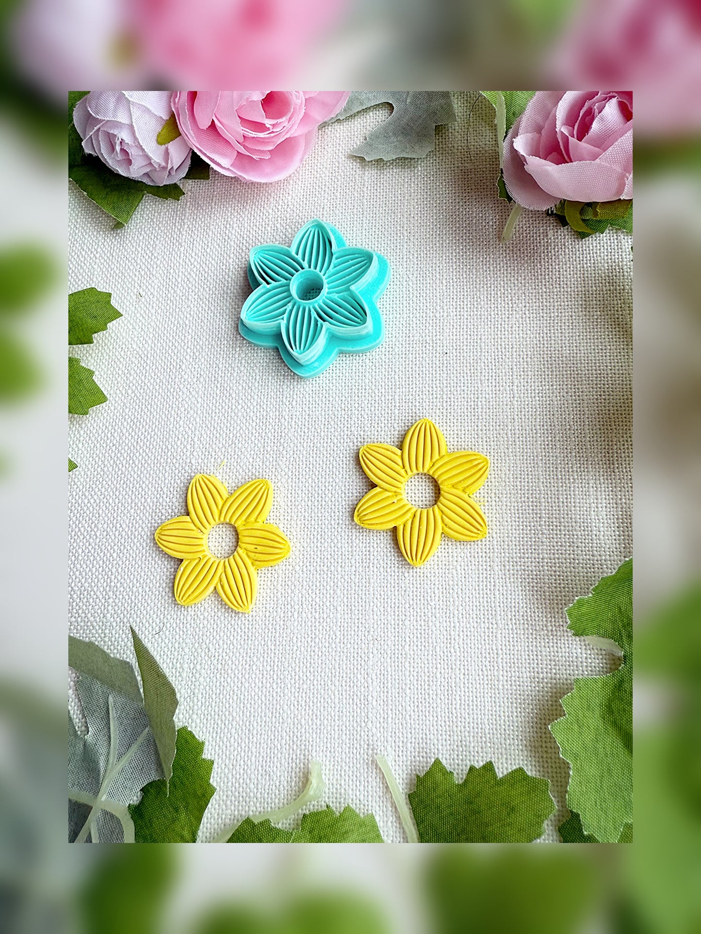 Dainty Daffodil - polymer clay cutter